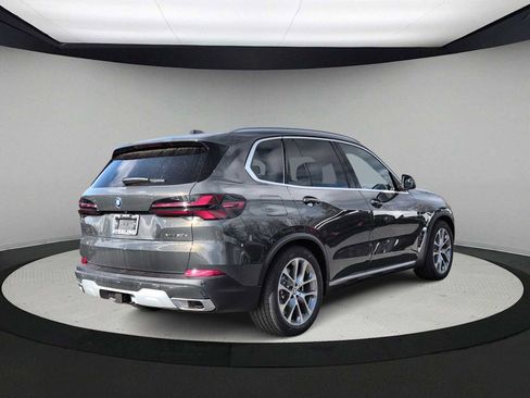 New 2026 BMW X5 xDrive50e w/ Climate Comfort Package image 7
