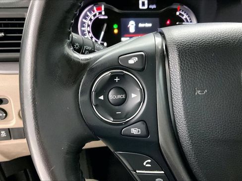 Used 2018 Honda Pilot EX-L image 12