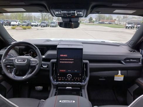 New 2026 GMC Yukon AT4 Ultimate AWD/4WD image 39