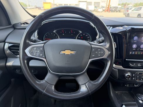 Used 2020 Chevrolet Traverse LT w/ LT Premium Package AWD/4WD image 18