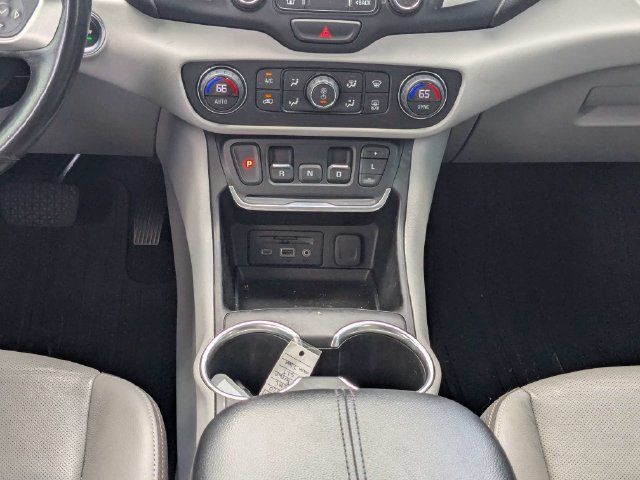Used 2020 GMC Terrain SLT w/ Preferred Package FWD image 20