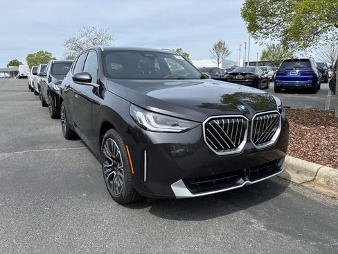 Used 2026 BMW X3 xDrive30 image 5