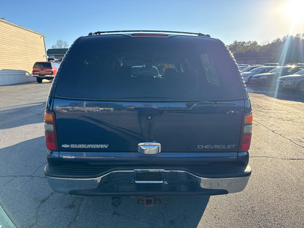 Used 2003 Chevrolet Suburban LS w/ LS Preferred Equipment Group RWD image 7