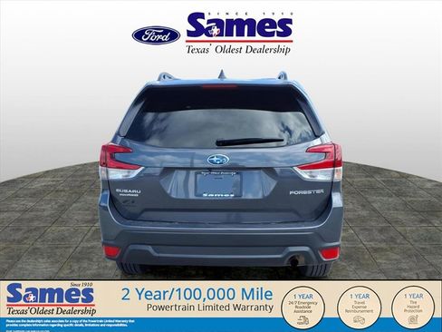 Used 2023 Subaru Forester Premium image 8
