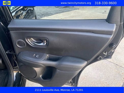 Used 2023 Honda HR-V EX-L image 15