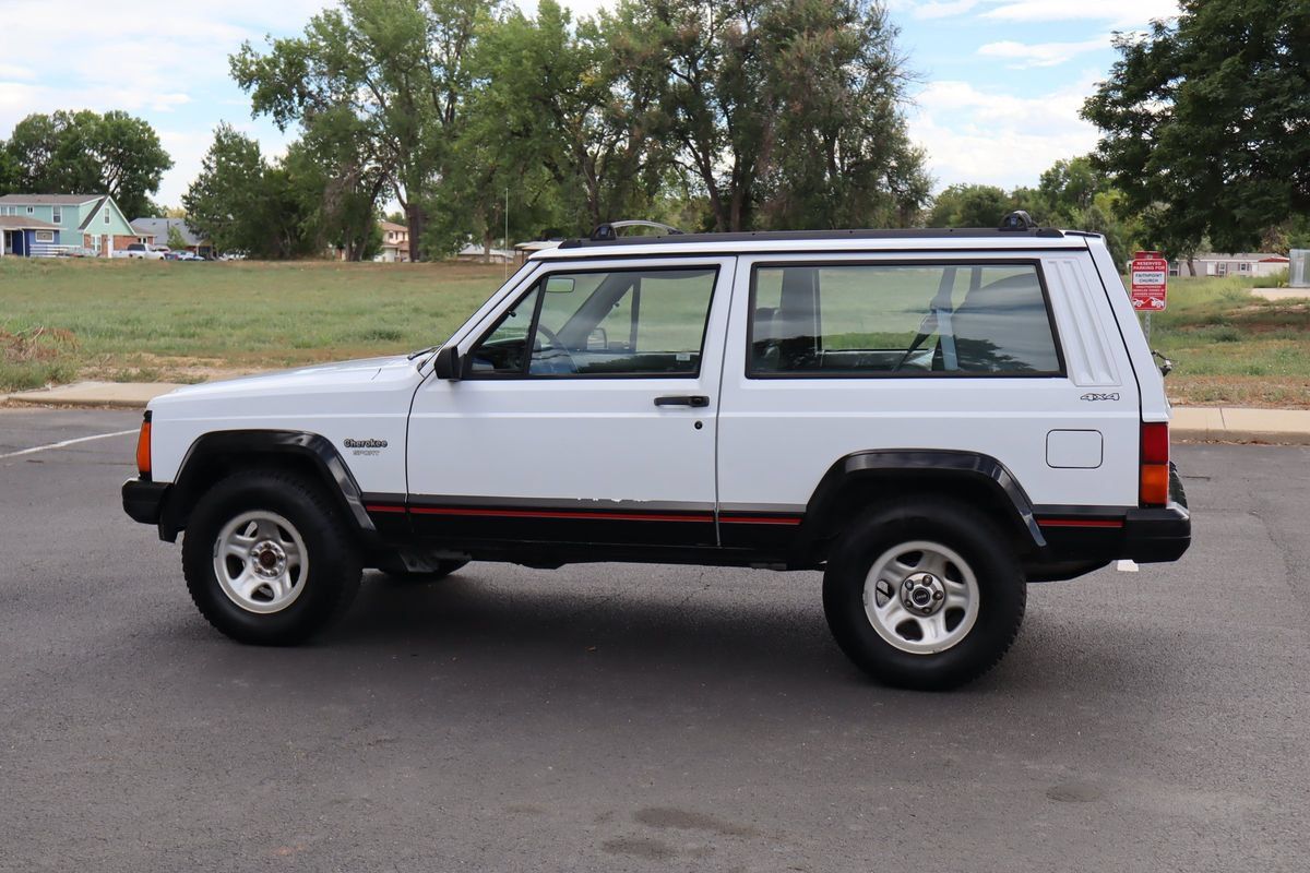 Used 1993 Jeep Cherokee Sport AWD/4WD image 8