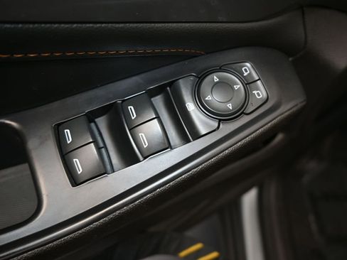 Used 2021 Chevrolet Traverse LS image 12