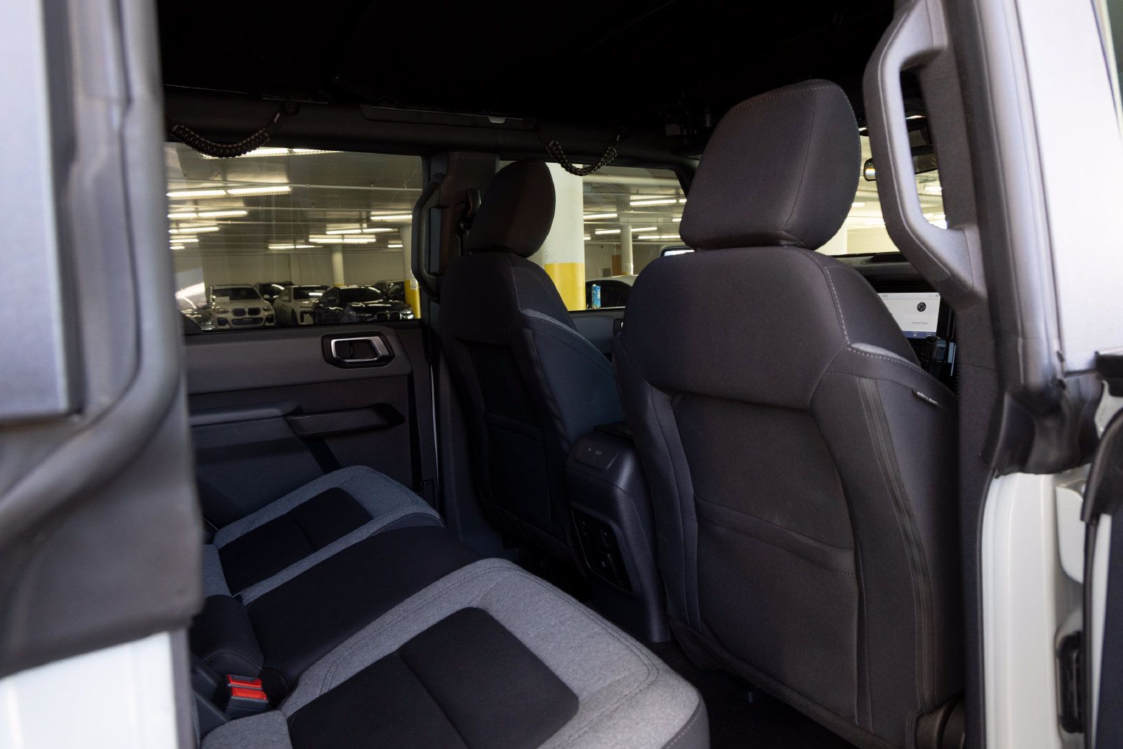 Used 2022 Ford Bronco 4-Door AWD/4WD image 32