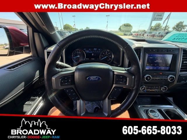 Used 2020 Ford Expedition XLT w/ Equipment Group 202A AWD/4WD image 17