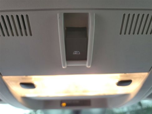 Used 2013 GMC Sierra 1500 SLE image 30