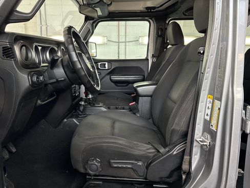 Used 2018 Jeep Wrangler Unlimited Sport S AWD/4WD image 12
