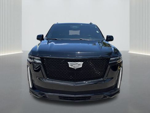 Used 2023 Cadillac Escalade Sport Platinum w/ LPO, ONYX Package AWD/4WD image 2