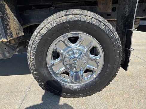 Used 2024 RAM 2500 Tradesman w/ Chrome Appearance Group AWD/4WD image 49