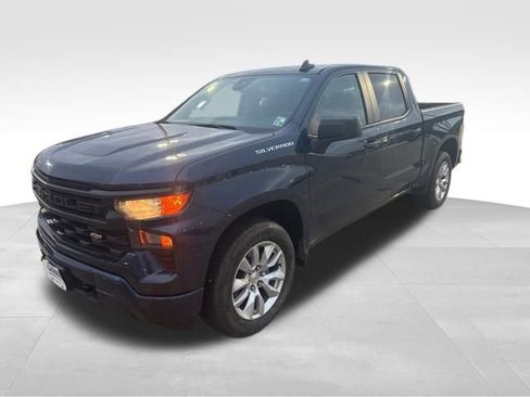Used 2023 Chevrolet Silverado 1500 Custom image 8
