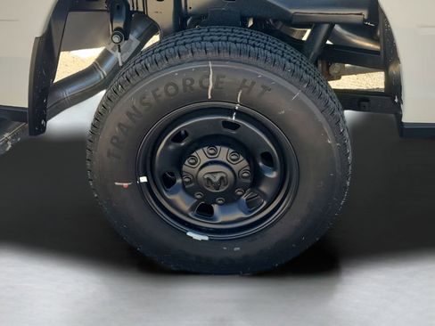 New 2026 RAM 2500 Tradesman AWD/4WD image 19