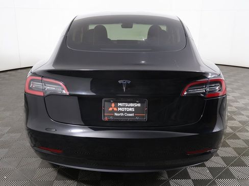 Used 2023 Tesla Model 3 Standard Range image 13