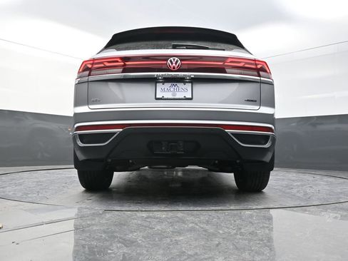 New 2026 Volkswagen Atlas Cross Sport SEL AWD/4WD image 26