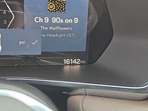 Used 2023 GMC Canyon Denali image 20