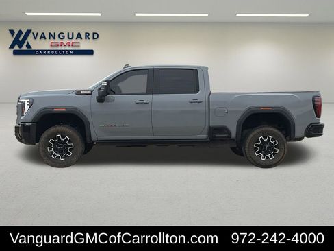Used 2024 GMC Sierra 2500 AT4X AWD/4WD image 4