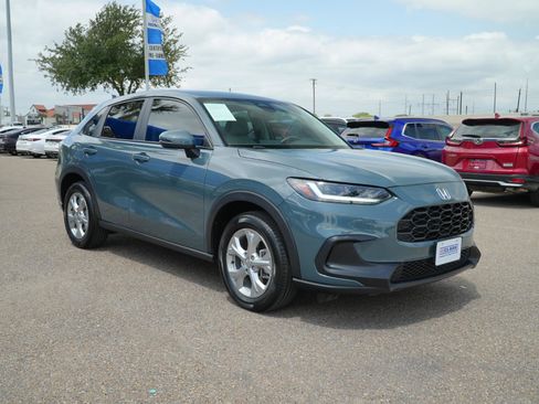 Used 2025 Honda HR-V LX image 3