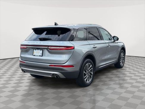 Used 2022 Lincoln Corsair AWD w/ Equipment Group 101A image 7