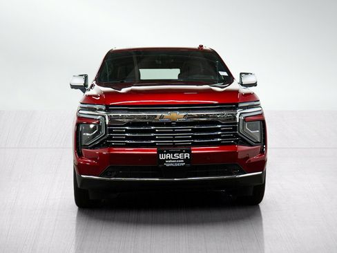 Used 2025 Chevrolet Tahoe Premier AWD/4WD image 8