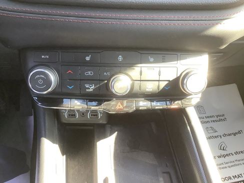 Used 2021 Dodge Durango R/T w/ Technology Group image 21