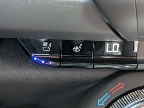 Used 2024 Chevrolet Camaro SS RWD image 31