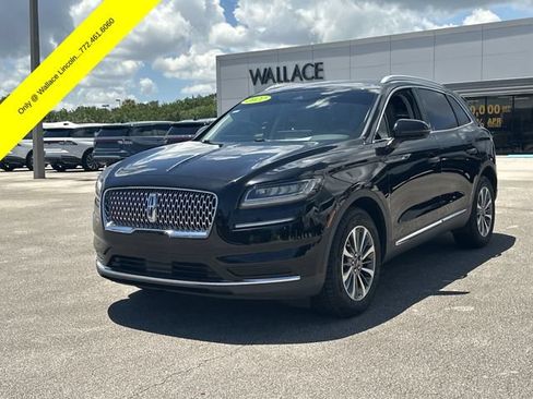 Certified 2022 Lincoln Nautilus FWD w/ Premium Package image 3