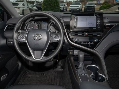 Used 2023 Toyota Camry LE image 6