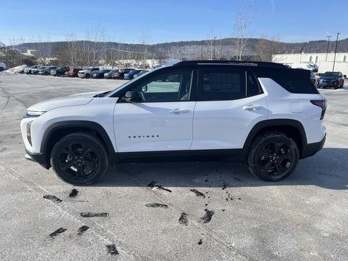 New 2026 Chevrolet Equinox LT w/ Convenience Package II image 43