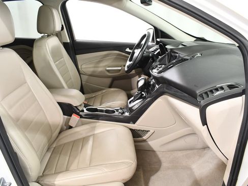 Used 2016 Ford Escape Titanium w/ Equipment Group 301A AWD/4WD image 10