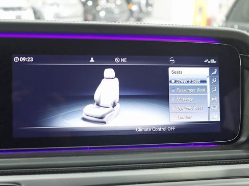 Used 2024 Mercedes-Benz G 550 image 25