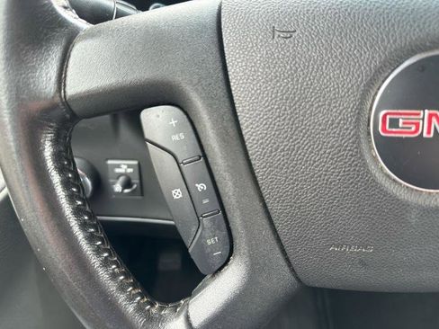 Used 2022 GMC Savana 2500 Extended w/ Driver Convenience Package RWD image 22
