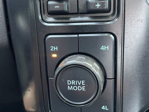 Used 2024 Ford F250 Lariat image 21