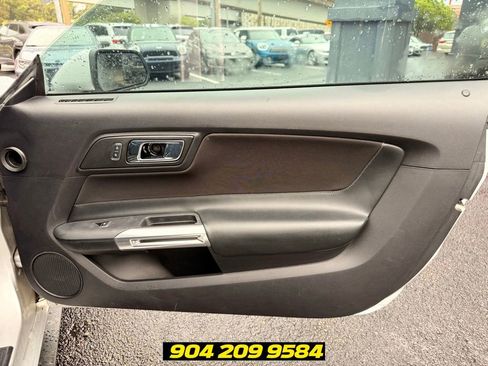 Used 2015 Ford Mustang GT RWD image 23