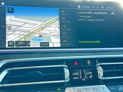 Used 2023 BMW X5 sDrive40i w/ M Sport Package image 13