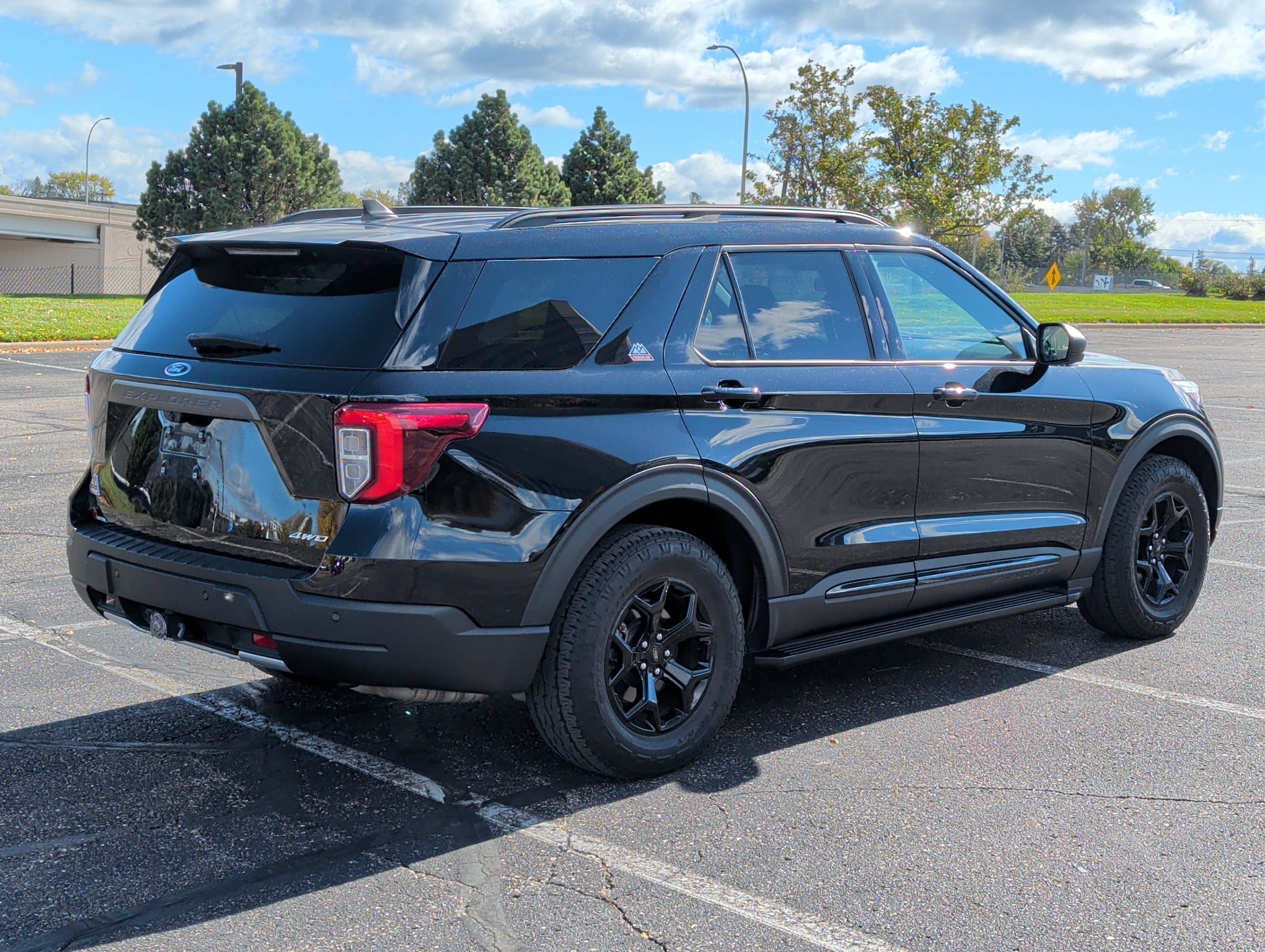 Used 2023 Ford Explorer Timberline AWD/4WD image 4