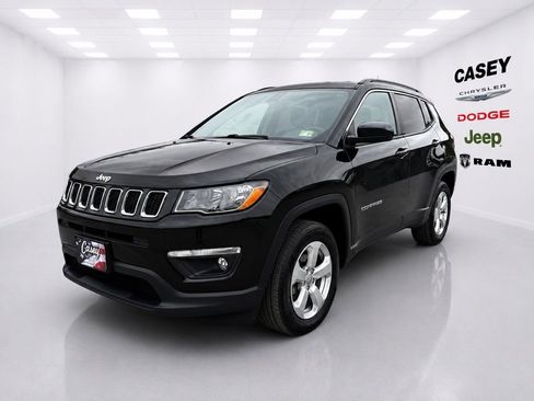 Used 2021 Jeep Compass Latitude w/ Convenience Group AWD/4WD image 3