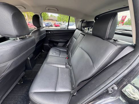 Used 2014 Subaru Crosstrek 2.0i Limited w/ Popular Package #2 AWD/4WD image 9