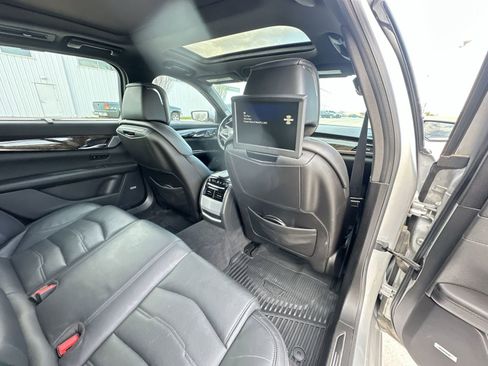 Used 2020 Cadillac CT6 Premium Luxury w/ LPO, Exterior Accent Package AWD/4WD image 28