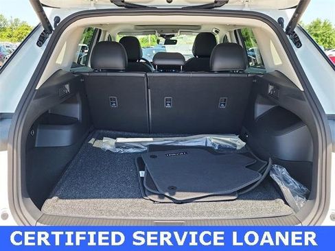 New 2025 Volkswagen Tiguan SE image 6