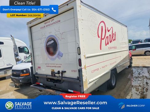 Used 2014 GMC Savana 3500 Extended RWD image 4