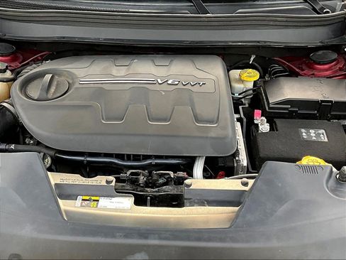 Used 2016 Jeep Cherokee Sport FWD image 27