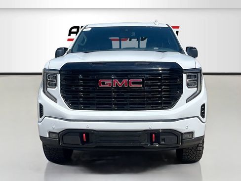 Used 2024 GMC Sierra 1500 AT4 w/ AT4 Premium Package AWD/4WD image 31