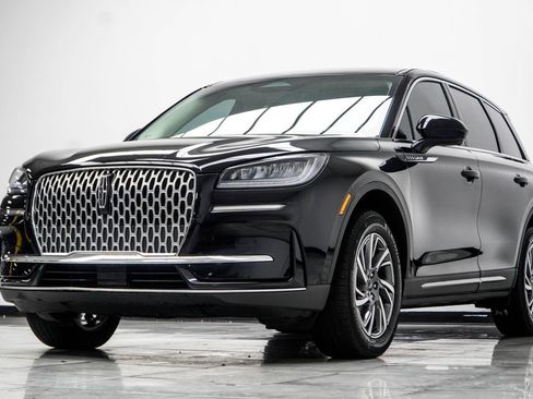 Used 2023 Lincoln Corsair FWD image 9
