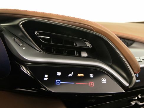 Certified 2025 Ferrari SF90 Spider image 41