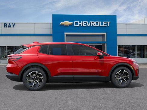 New 2026 Chevrolet Equinox EV LT image 5