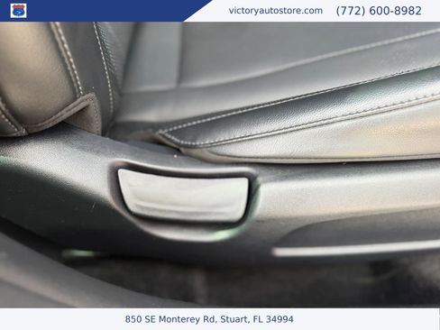 Used 2023 Hyundai Elantra Limited FWD image 45