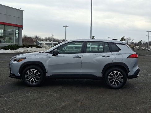 Certified 2025 Toyota Corolla Cross AWD Hybrid image 4